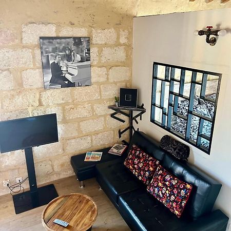 Lou Mireio Daire Aigues-Mortes Dış mekan fotoğraf