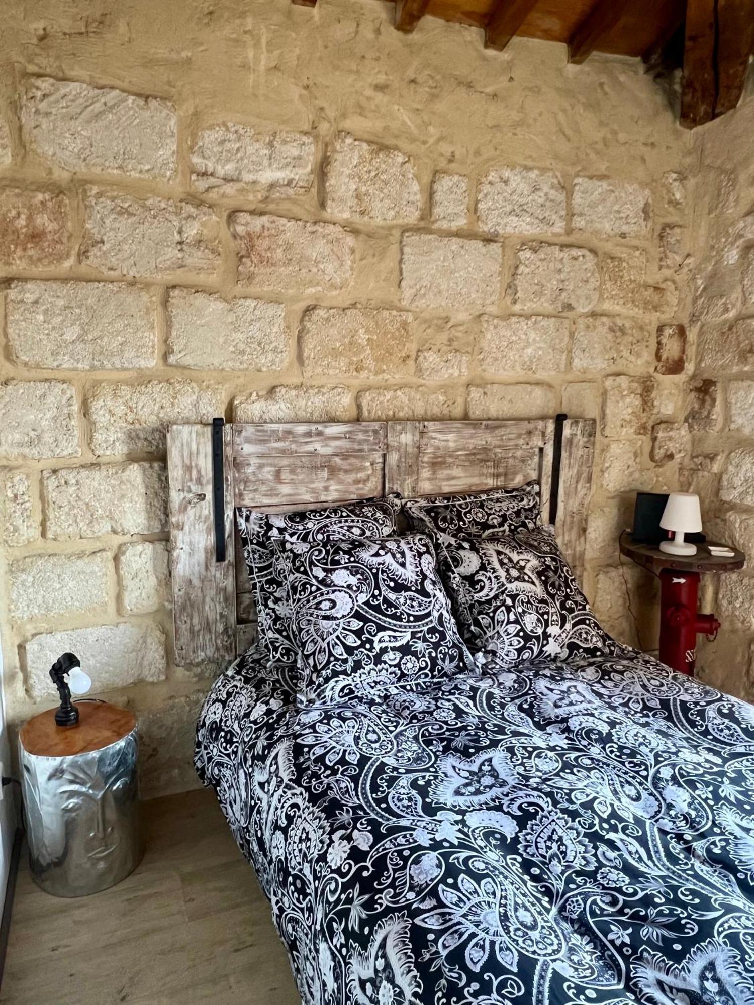 Lou Mireio Daire Aigues-Mortes Dış mekan fotoğraf